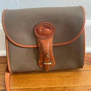 Vintage 90’s Dooney and Bourke bag